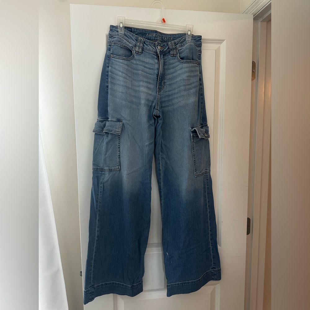 American Eagle Outfitters Wide-Leg Cargo Jeans
